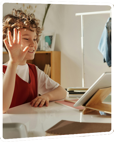 Öğrencimiz tablet ile ders yapıyor